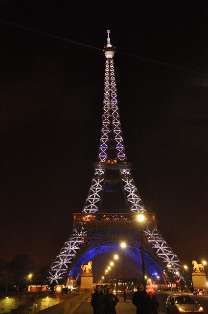 min 2009 12 14 paris night 050